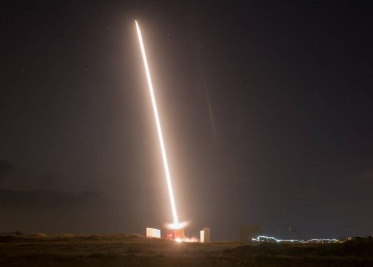 Cúpula de Hierro intercepta un cohete de Gaza sobre Sderot