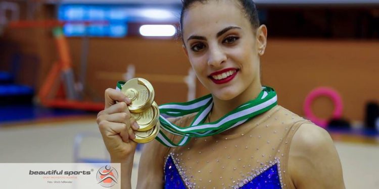 Gimnasta rítmica israelí gana tres oros en competición española