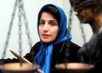 Irán: 38 años de prisión y 148 azotes para abogada defensora de las mujeres