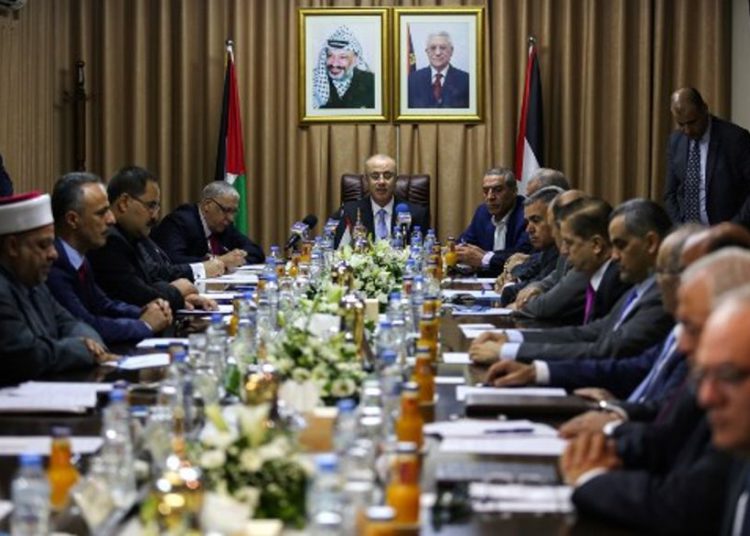 Abbas nombrará un primer ministro para liderar un nuevo gobierno “en cuestión de días”