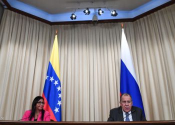 Maduro ordena que oficina central de petrolera estatal PDVSA en Europa se traslade a Rusia