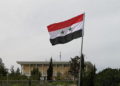 Bandera siria frente al Knesset (Foto: A. Vidal)