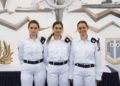 Tres de las cinco primeras mujeres en completar con éxito el curso de capacitación de la Marina israelí para el servicio en barcos de misiles