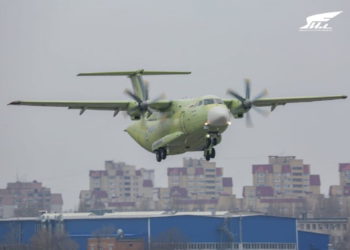 Avión de transporte militar ligero Il-112V