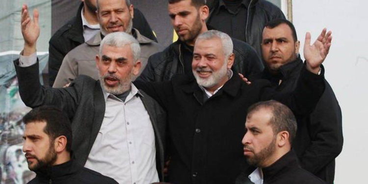 Los líderes de Hamás, Ismail Haniyeh y Yaha Sinwar.