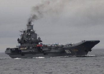 Incendio estalla en el único portaaviones de Rusia, el Almirante Kuznetsov