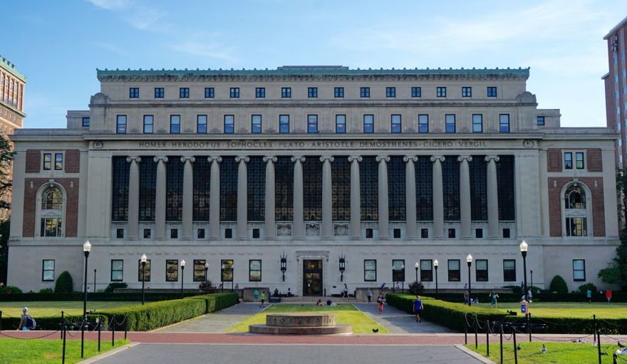 Butler Library en la Universidad de Columbia en la ciudad de Nueva York. (Wikimedia Commons)