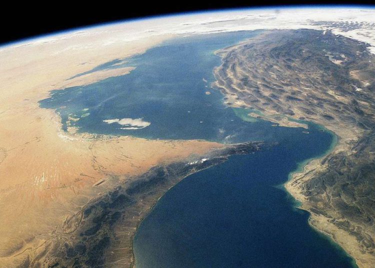 Kuwait preocupado por amenazas de Irán de bloquear estrecho de Ormuz