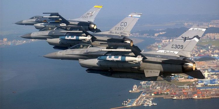 Fuerzas aéreas de los Estados Unidos y la República de Corea realizan entrenamiento conjunto