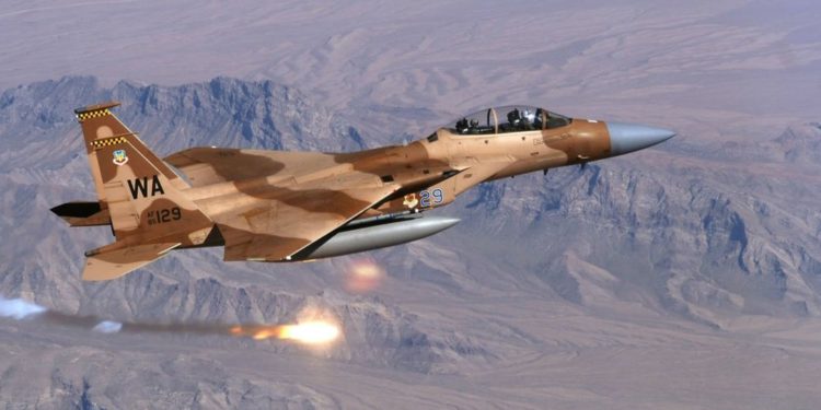 FDI cerrará escuadrón de cazas de combate F-16