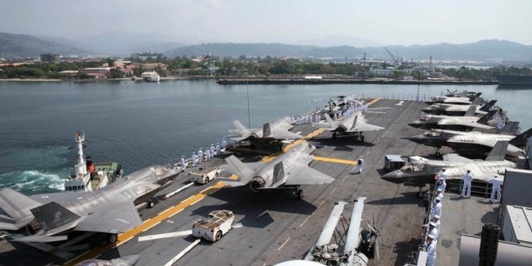 EE. UU. lleva cazas avanzados F-35B al ejercicio Balikatan en Filipinas por primera vez