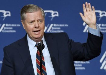 Senador propone a Estados Unidos entrar en pacto de defensa con Israel