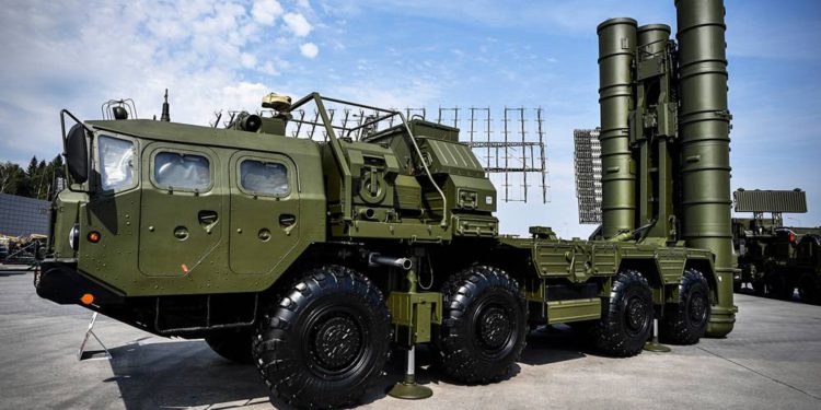 India presiona a Rusia por entrega del sistema S-400 en medio de tensiones con Chin