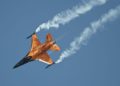 FOTOS: Holandeses analizan el F-16 dañado por disparos propios