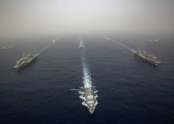 Estados Unidos despliega “100 mil toneladas de diplomacia internacional” en el Mediterráneo. ¿Rusia recibirá el mensaje?