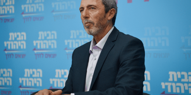 Ministro de Jerusalem, Rafi Peretz, da positivo a coronavirus