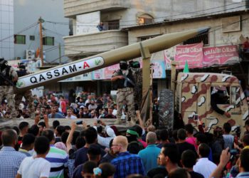 Un cohete Qassam-A en exhibición en un mitin en Rafah, Gaza, el 21 de agosto de 2019. Adel Hana, AP