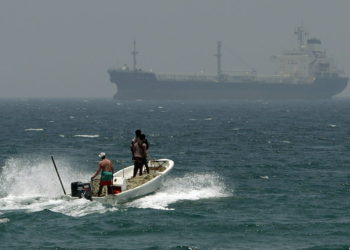 Emiratos Árabes Unidos reporta “operaciones de sabotaje” contra cuatro buques frente a su costa