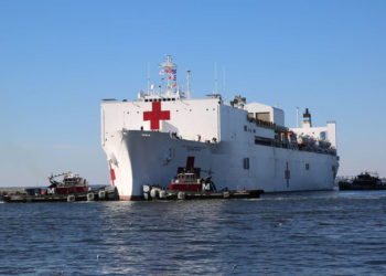 EE. UU. desplegará buque hospital en Latinoamérica en respuesta a la crisis de Venezuela