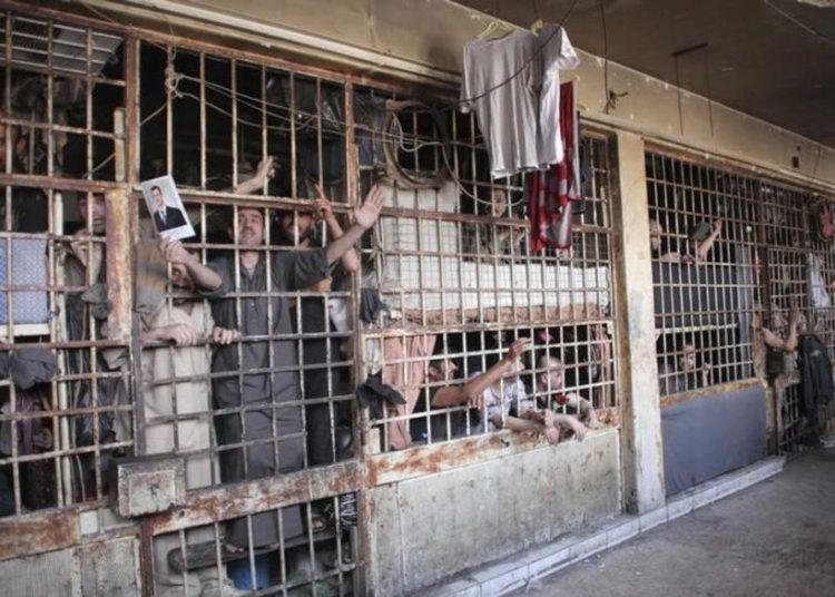 Periodista documenta el horror de los sitios de tortura en Siria