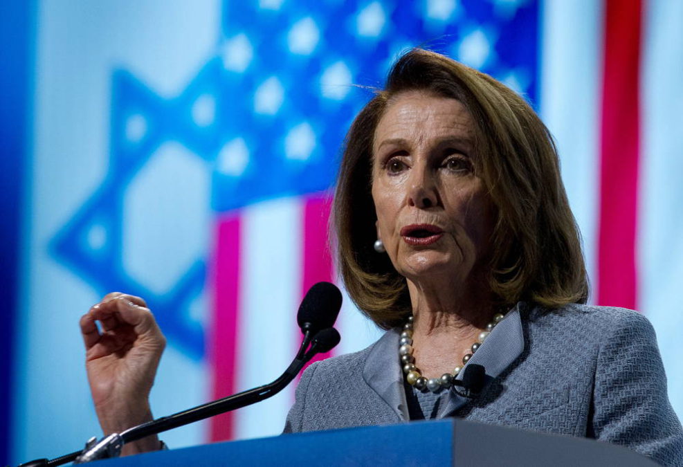 ¿Nancy Pelosi ha roto normas políticas de la Cámara de Representantes?