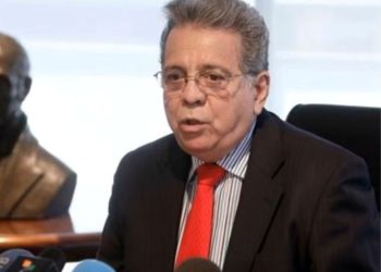 Embajador de Venezuela en Italia se renuncia porque no tiene dinero