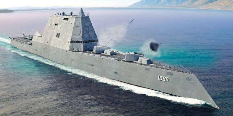 El buque de guerra más avanzado de EE.UU. es “acosado” por un enjambre de drones – Video