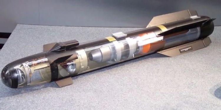 “Ninja Bomb”: el nuevo misil secreto de EE. UU que reemplaza los explosivos por cuchillas