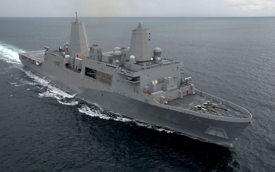 El USS Arlington de EE. UU. (Navy Live)