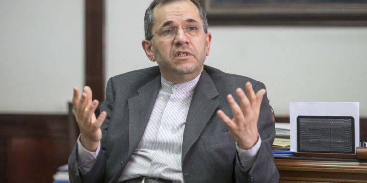 Embajador de Irán en las Naciones Unidas, Majid Takht Ravanchi, entonces viceministro de Asuntos Exteriores de Europa y América, en 2016.