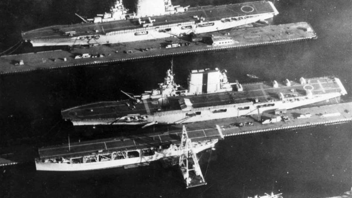 Como la caída de un portaaviones de EE. UU. ayudó a ganar la Segunda Guerra  Mundial?