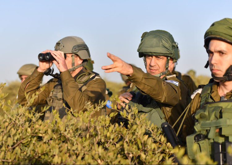 El jefe de las FDI, Aviv Kochavi, visita el Comando Sur en una fotografía sin fecha. (Fuerzas de Defensa de Israel)