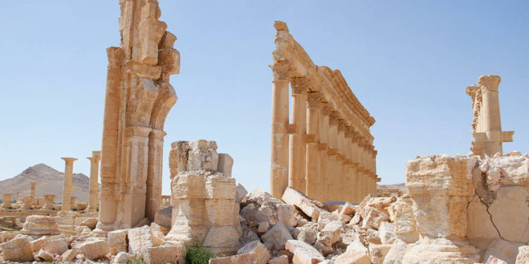 En un intento de eliminar los sitios de patrimonio no islámicos, ISIS destruyó los restos del antiguo sitio de Palmira, ubicado en Homs, Siria (foto de archivo) | Foto: EPA / YOUSSEF BADAWI