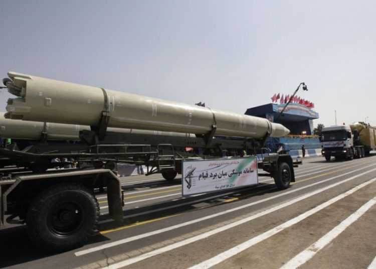 Milicias respaldadas por Irán trasladan cohetes dentro del rango de las bases de EE. UU. en la región