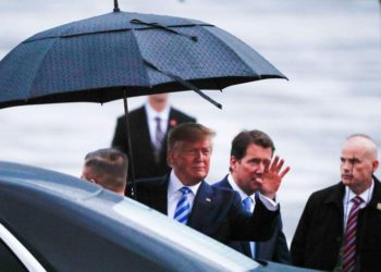 Donald Trump llega a Osaka para participar en la cumbre del G20. (Foto: Reuters)