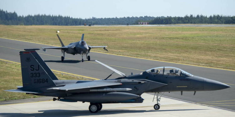 Los F-35 y F-15 de EE.UU. avanzan a las bases de los aliados de la OTAN