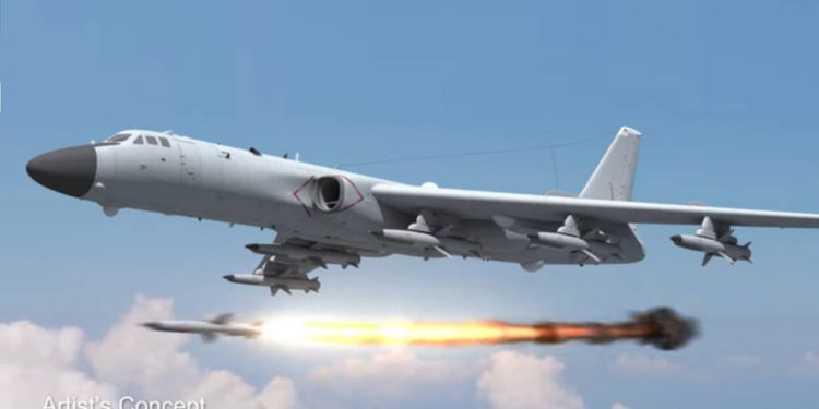 Raytheon revela un interceptor que derrotaría a los misiles anti-buque de China