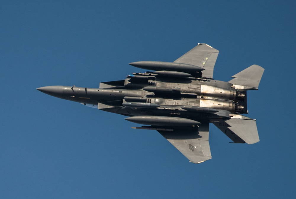 Fuerza Aérea de EE.UU. despliega un escuadrón de cazas F-15E en Europa