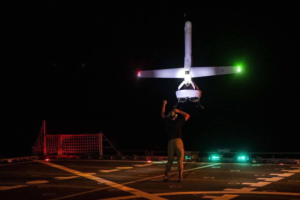 Marina de EE.UU. realiza pruebas de aviones no tripulados revolucionarios