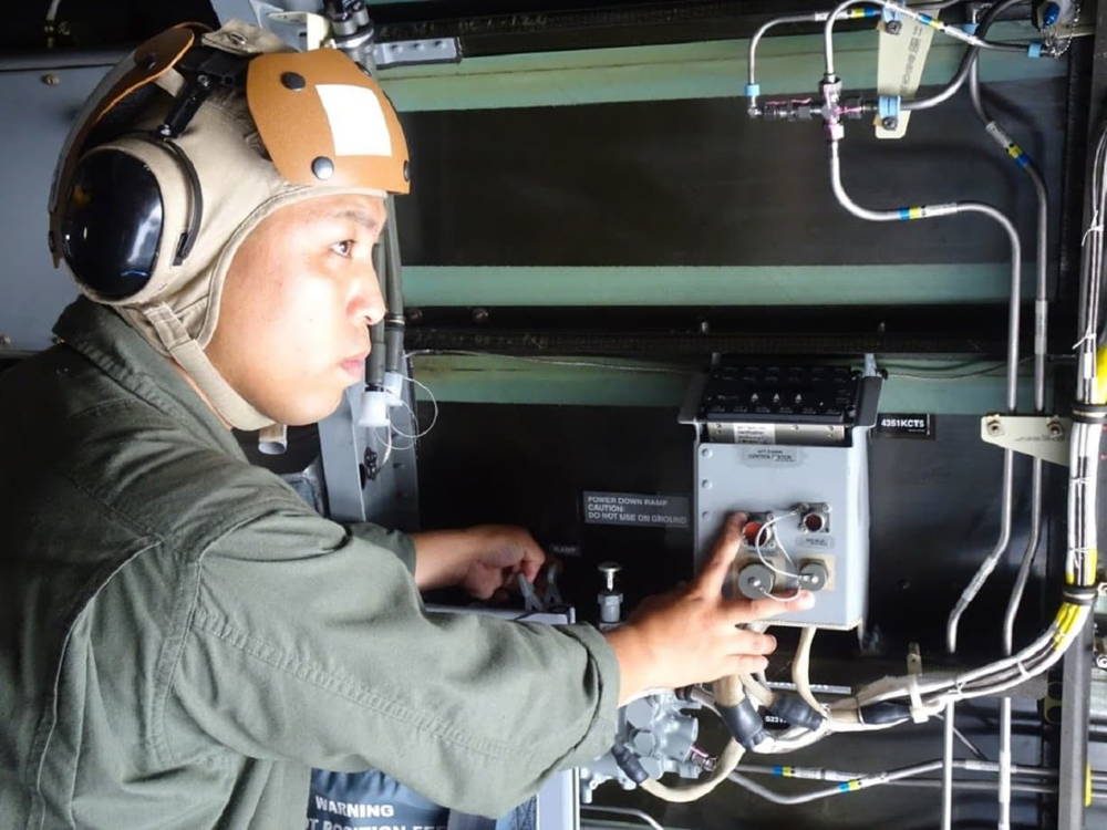 Fuerza de Autodefensa Terrestre de Japón tweeteó nuevas imágenes de su nuevo avión Osprey.