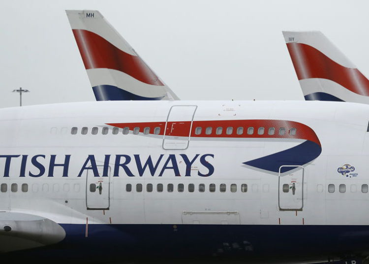 Egipto expresa su consternación ante enviado del Reino Unido por suspensión de vuelo de British Airways