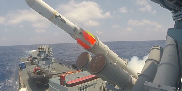 Buque naval israelí cruzó a aguas libanesas - informe
