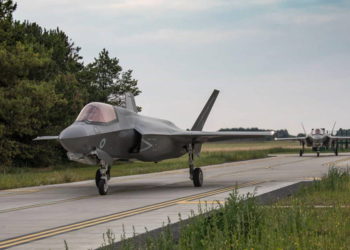 F-35s llegaron al Reino Unido con el apoyo de los petroleros Voyager