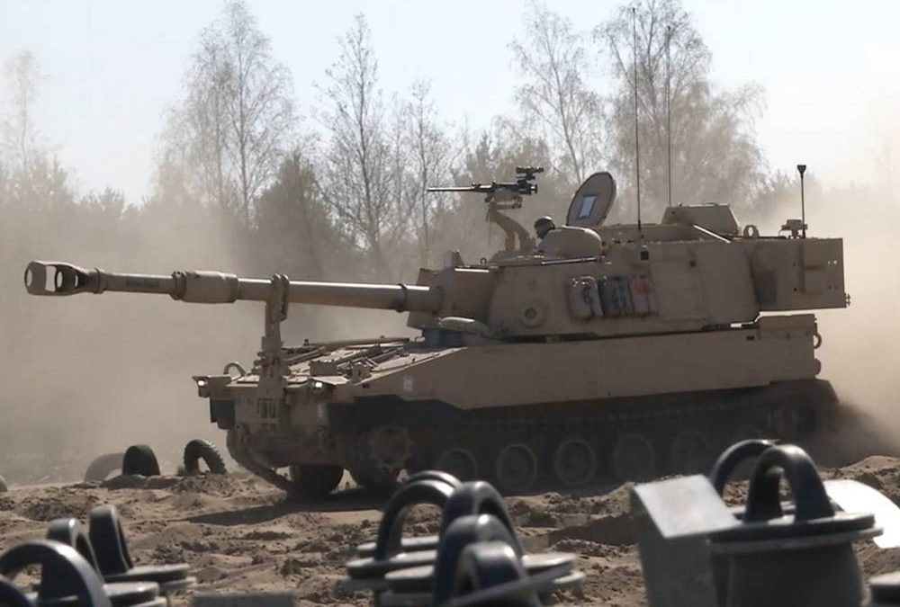 Artillería de Campo de EE.UU. retoma el aprendizaje de métodos manuales tras la intervención de Rusia en Ucrania