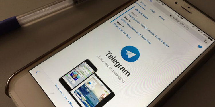 Extremistas de derecha utilizan Telegram para promover el odio y la violencia contra judíos