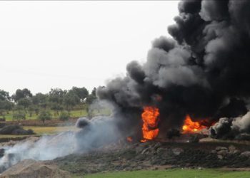 Assad incendia los cultivos de Idlib para forzar a la oposición a salir de Siria