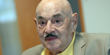 Sobreviviente del Holocausto y director de cine alemán, Artur Brauner, fallece a los 100 años
