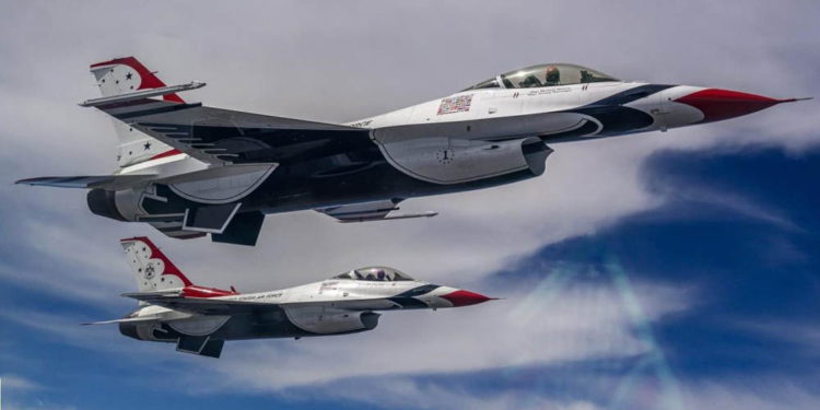Thunderbirds de la USAF publica demostración desde el interior de la cabina de mando - Video