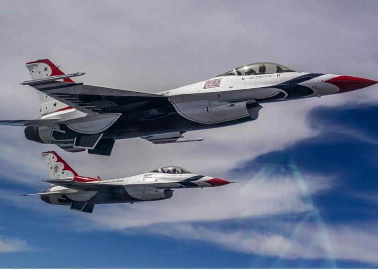 Thunderbirds de la USAF publica demostración desde el interior de la cabina de mando - Video