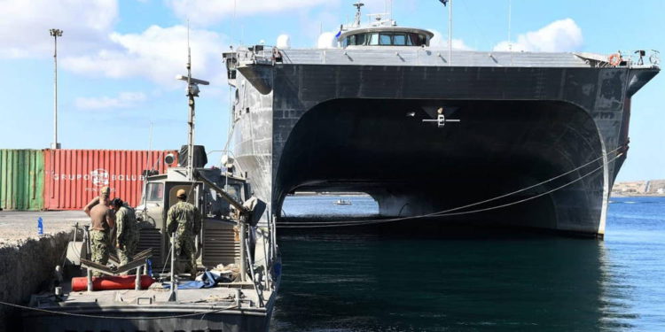 Marina de EE.UU. completó pruebas de aceptación de su nuevo buque expedicionario